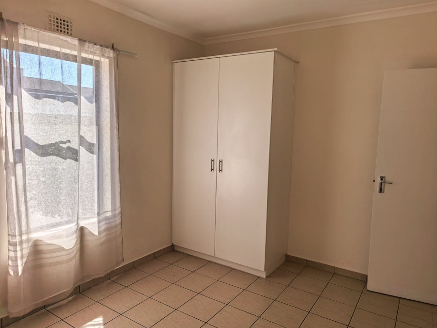 2 Bedroom Property for Sale in Parklands East Western Cape